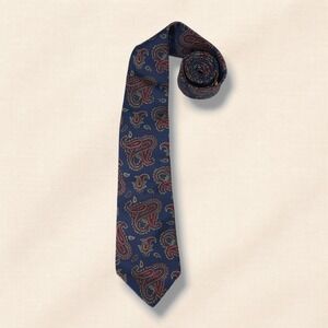 Johnny Carson Italian Silk Necktie Paisley Blue Red Classic Vintage Made USA OS‎